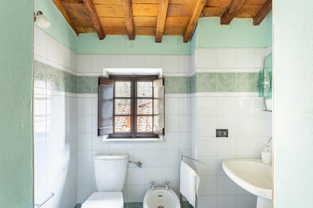 La Casina Di Elisa Villa Montecarlo Buitenkant foto