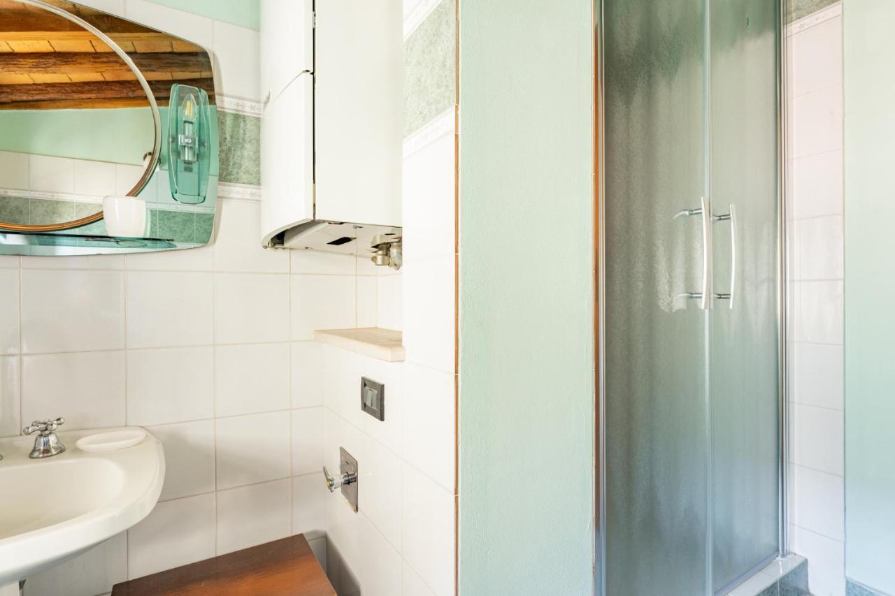 La Casina Di Elisa Villa Montecarlo Buitenkant foto